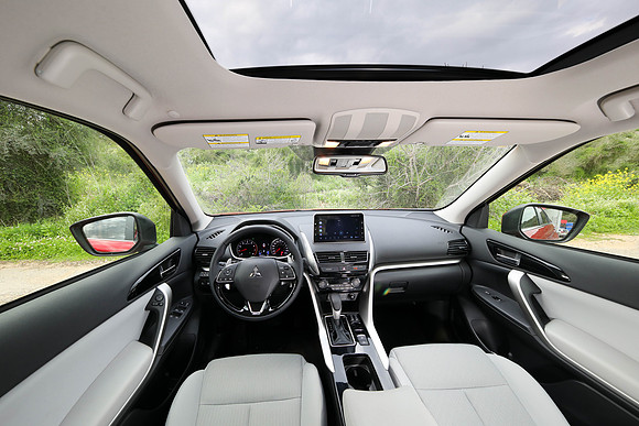 TF_eclipse-cross-0967-Edit