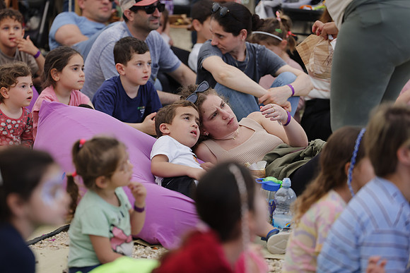 runi_Gilad_ 250404_924