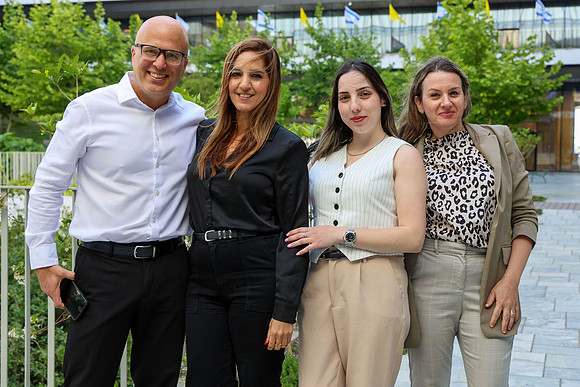 TFeder_DST-080525-0301