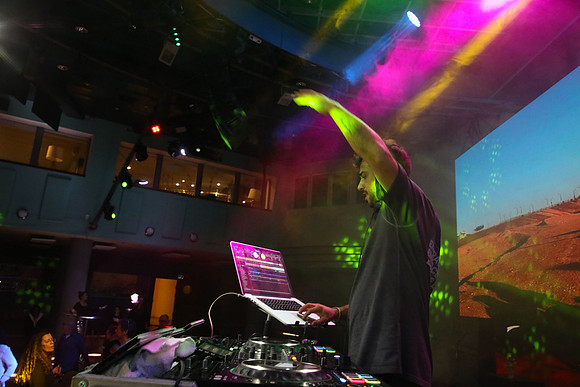 TF_edm22-ap_0076