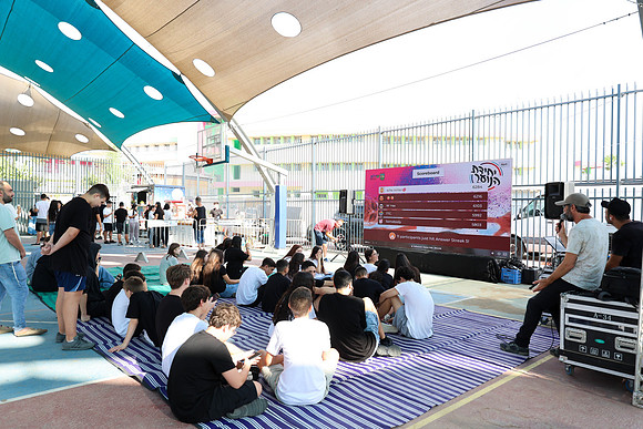 TFeder-SYD-150925-0108