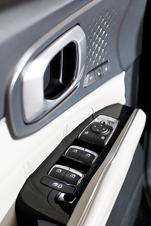 TF_auto-highlander-sorento-020