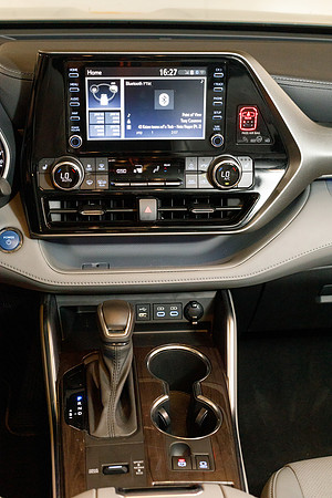 TF_auto-highlander-sorento-170