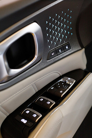 TF_auto-highlander-sorento-050