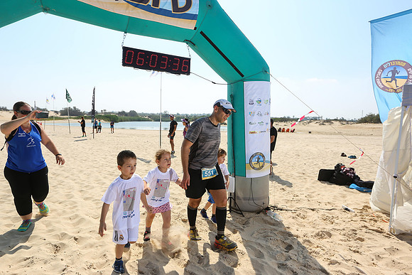 Desert 2 Sea 2017