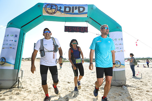 Desert 2 Sea 2017