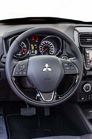 TF_mitsubishi_asx_detail-002