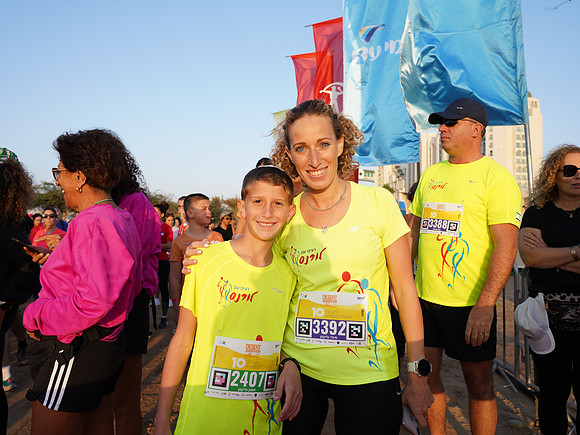 GB_EDM21_0403