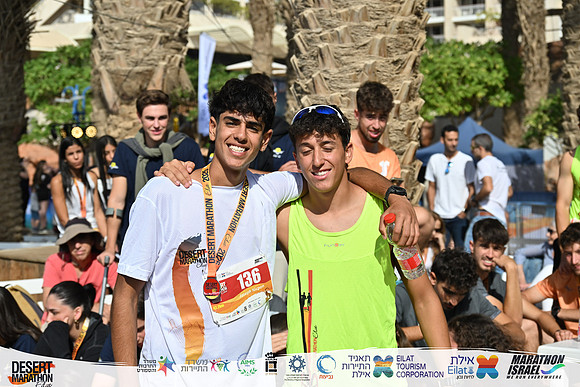 YBI_EDR25-09560