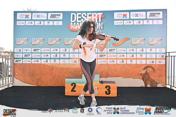 YBI_EDR25-09564