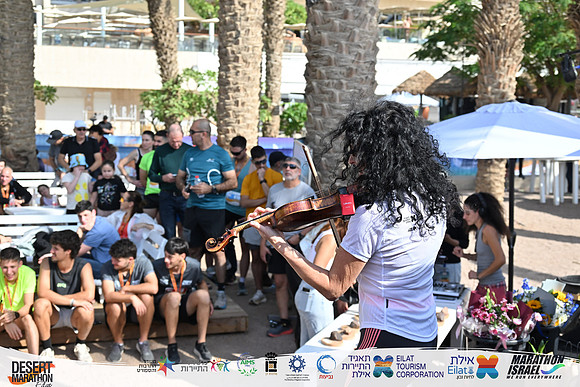 YBI_EDR25-09573