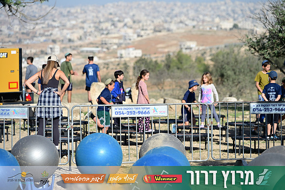 ES-Dror_Run-25-1175