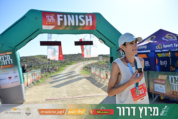 ES-Dror_Run-25-1257