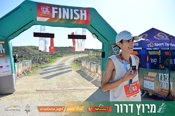 ES-Dror_Run-25-1258