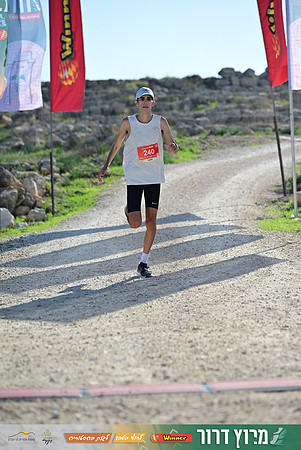 ES-Dror_Run-25-1264