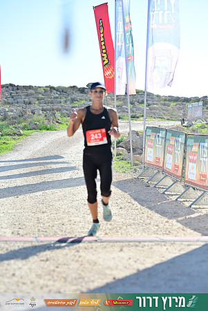 ES-Dror_Run-25-1472