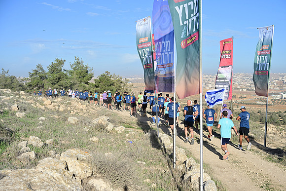 ES-Dror_Run-25-0359