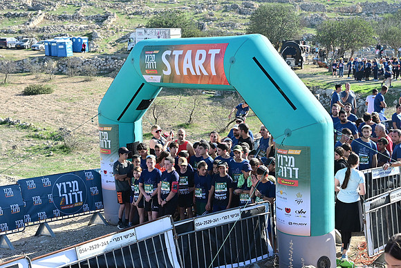 ES-Dror_Run-25-1233