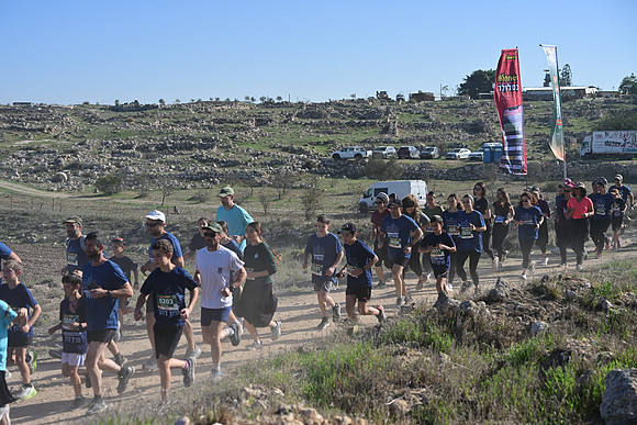 ES-Dror_Run-25-1402