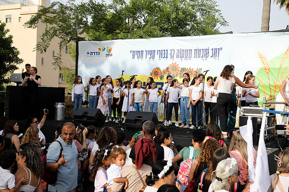 TFeder_G_shavuot_23-0459