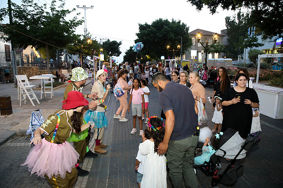 TFeder_G_shavuot_23-1345