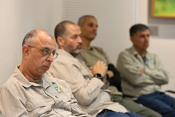 TFeder-coyo-070126-0888