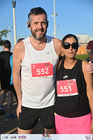 ES_kmr22-0180
