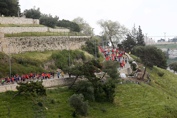 Jerusalem Winner Marathon 16