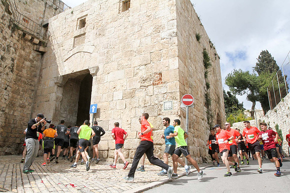 Jerusalem Winner Marathon 16