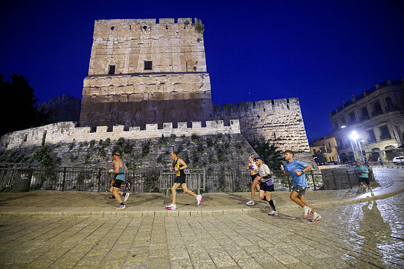 Ronen_Topelberg-jrm26-B-006