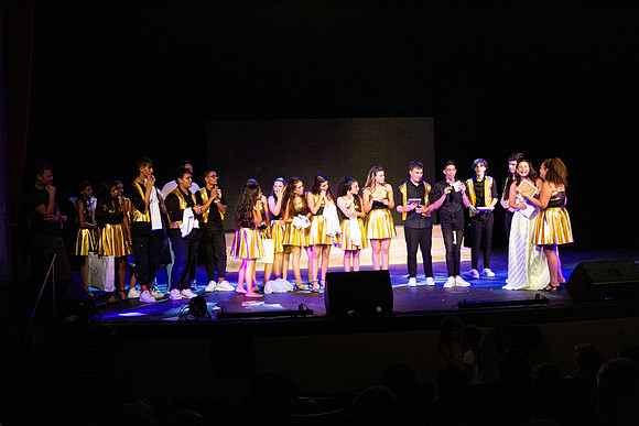 TF_LR-Glee-290621-0601