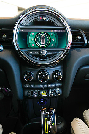 TF_mini_cooper-se-0981