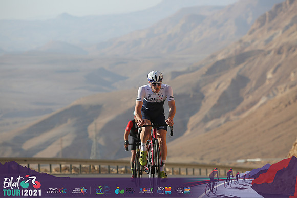 RT_tour21-r_126