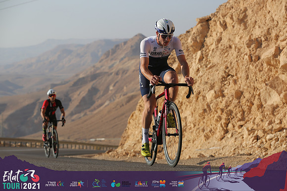 RT_tour21-r_129