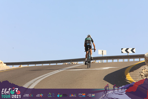 TF_tour21-r-1448