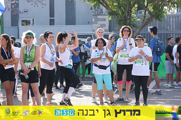 DH_gyr22-1262
