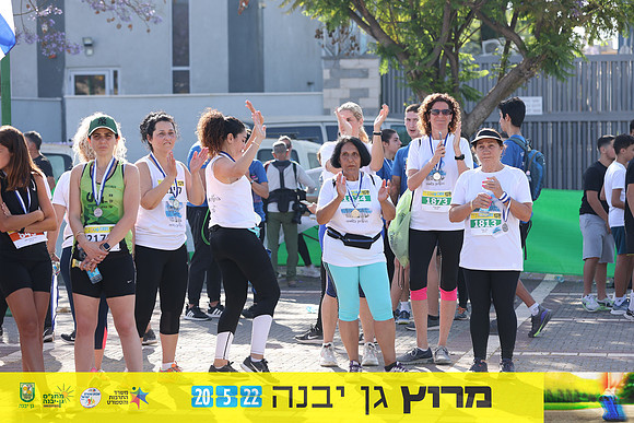 DH_gyr22-1265