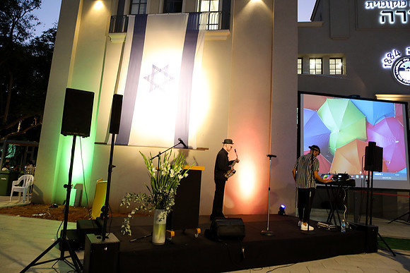 TFeder_nyt-200922-088