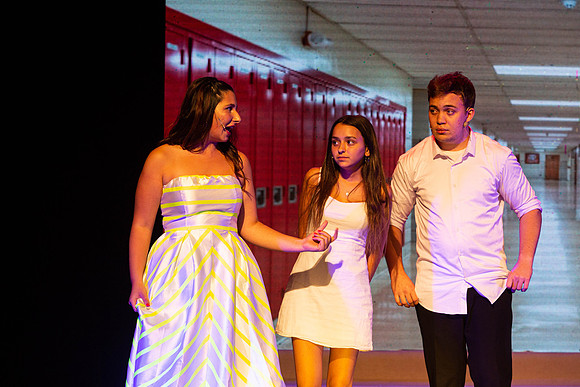 TF_LR-Glee-290621-0022