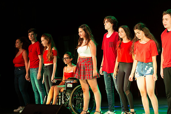 TF_LR-Glee-290621-0154