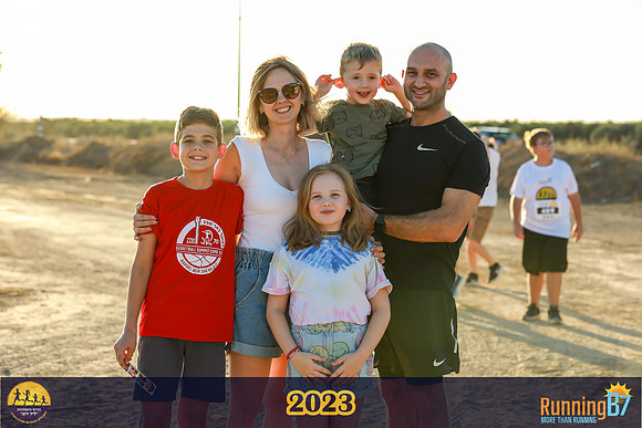 SB-family_run-23-040