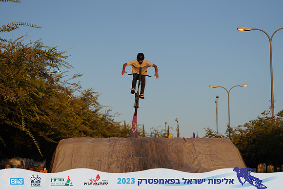 EK_ptilc23-0348