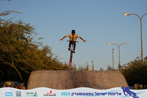 EK_ptilc23-0347