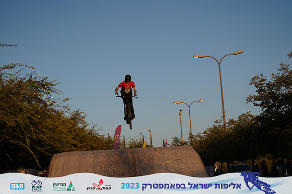EK_ptilc23-0366