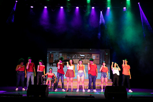 TF_LR-Glee-290621-0151