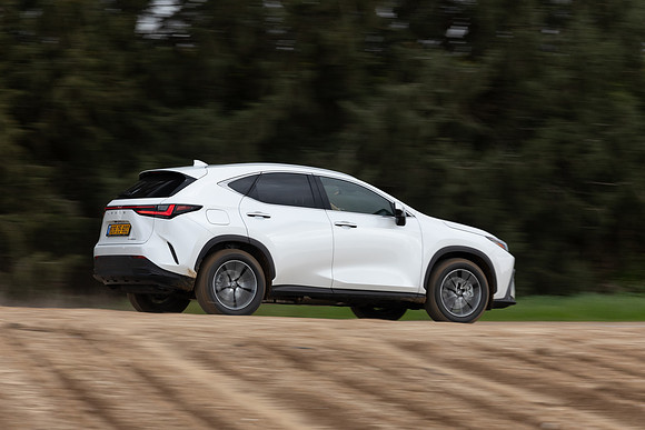 TF_Lexus-nx450h+-262