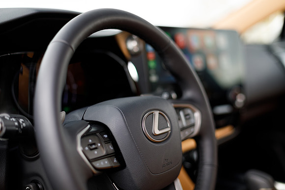 TF_Lexus-nx450h+-197