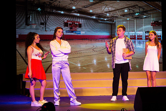 TF_LR-Glee-290621-0110