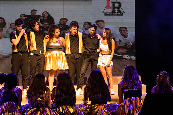 TF_LR-Glee-290621-0520