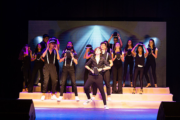 TF_LR-Glee-290621-0184